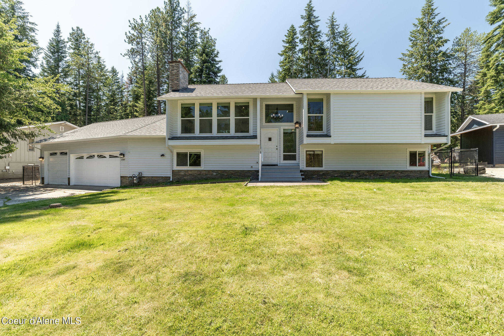 photo 1: 12587 N AVONDALE LOOP, Hayden ID 83835