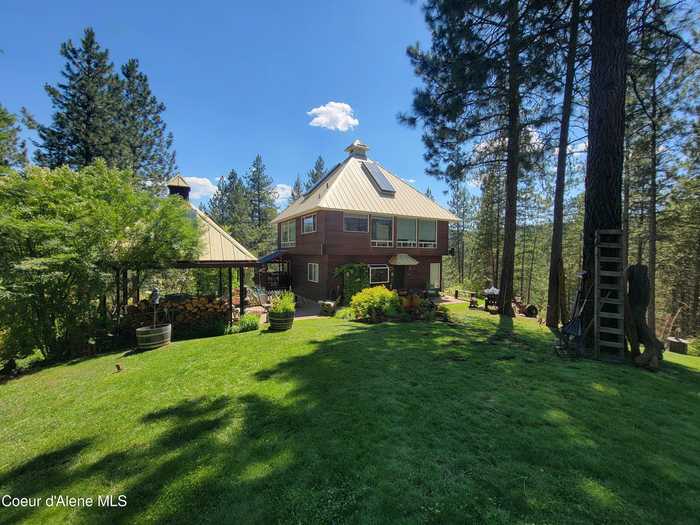 photo 1: 483 Paradise Rd, Pinehurst ID 83850