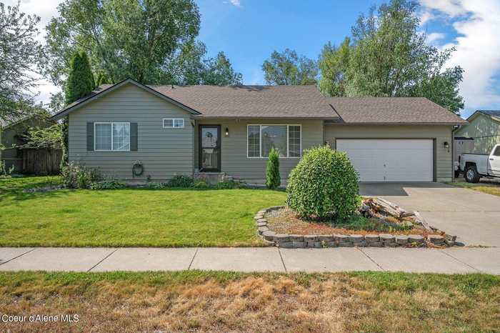 photo 1: 8310 W ARIZONA ST, Rathdrum ID 83858