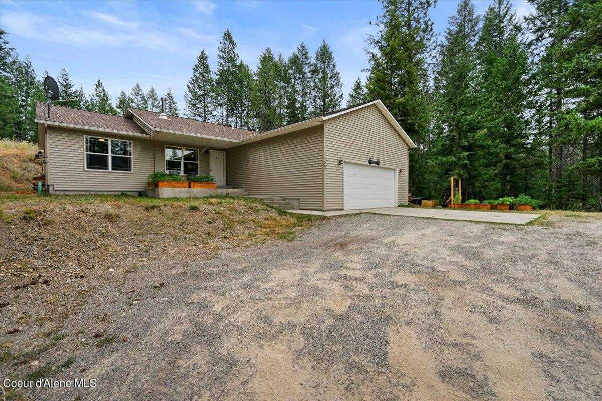 photo 2: 7543 W NASH RD, Spirit Lake ID 83869