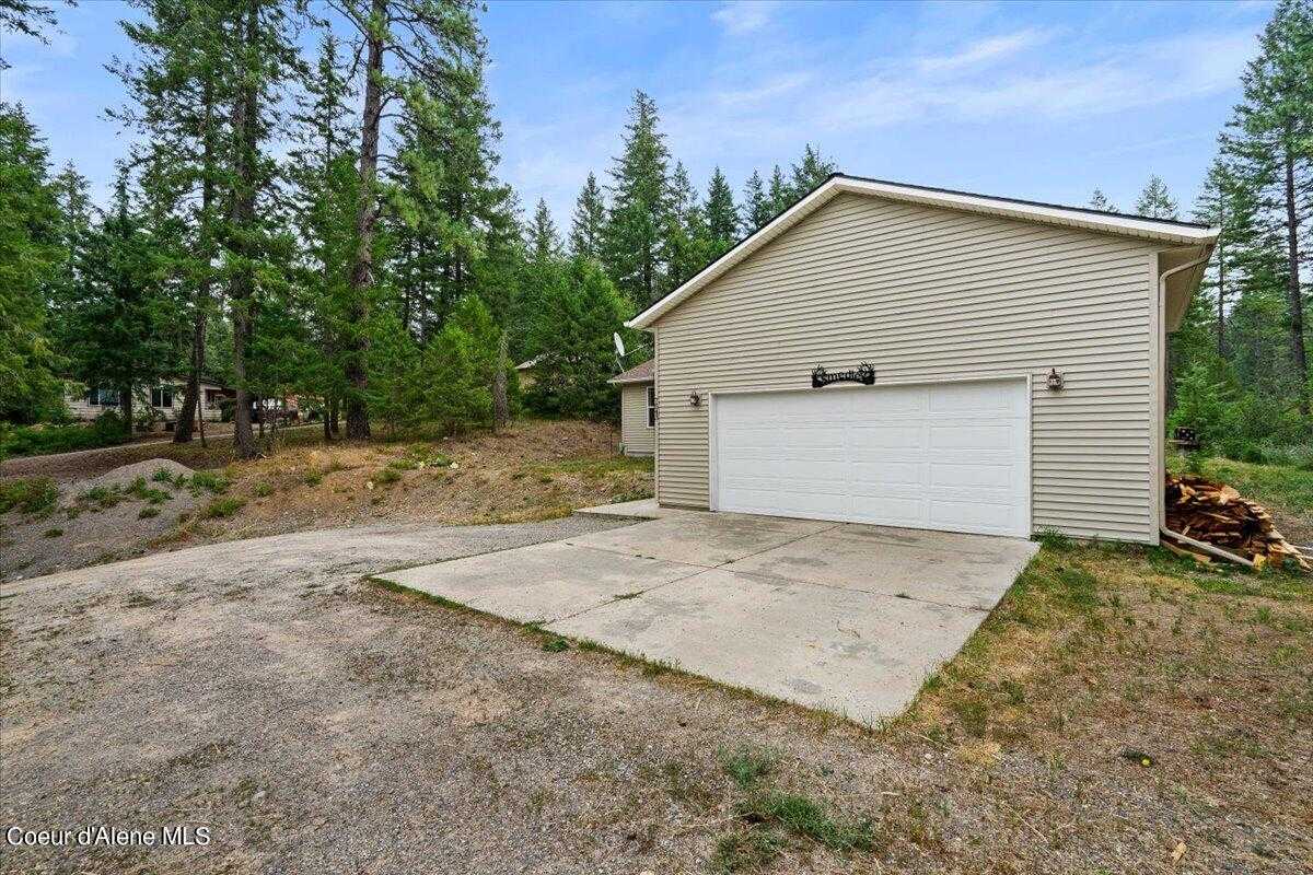 photo 3: 7543 W NASH RD, Spirit Lake ID 83869