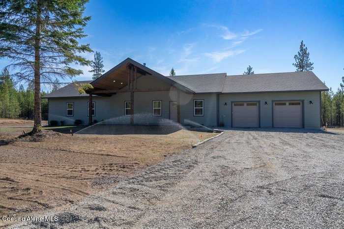 photo 2: 804 Tweedie Rd, Blanchard ID 83804