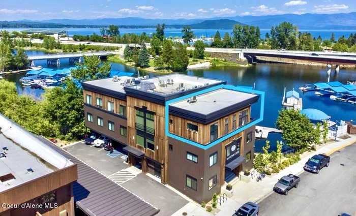 photo 1: 115 E Lake St Unit 401, Sandpoint ID 83864