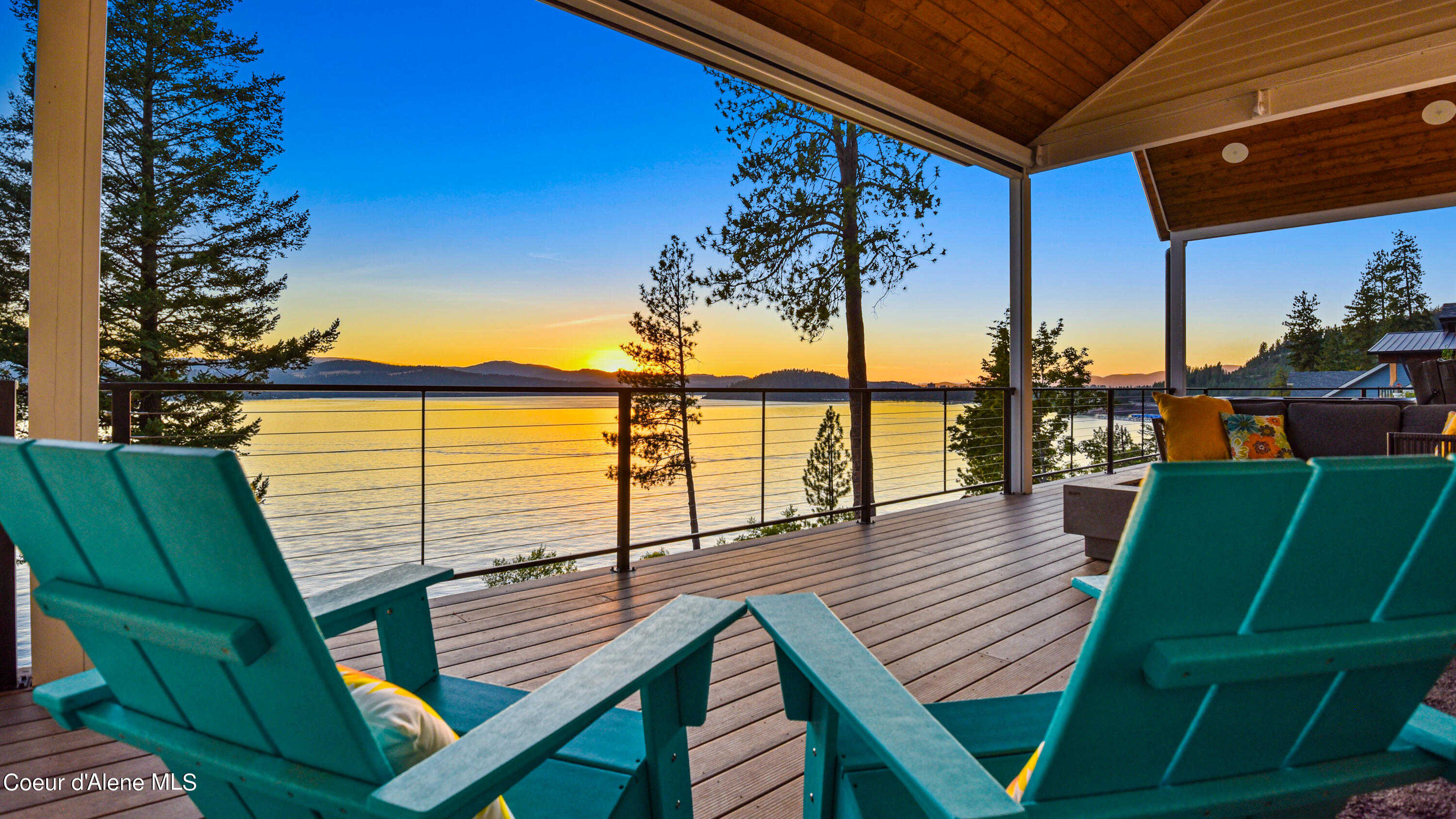 photo 2: 2551 S SILVER BEACH RD, Coeur d'Alene ID 83814