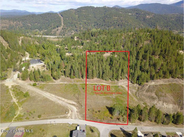 photo 1: Lot B Blue Star Lane, Pinehurst ID 83850