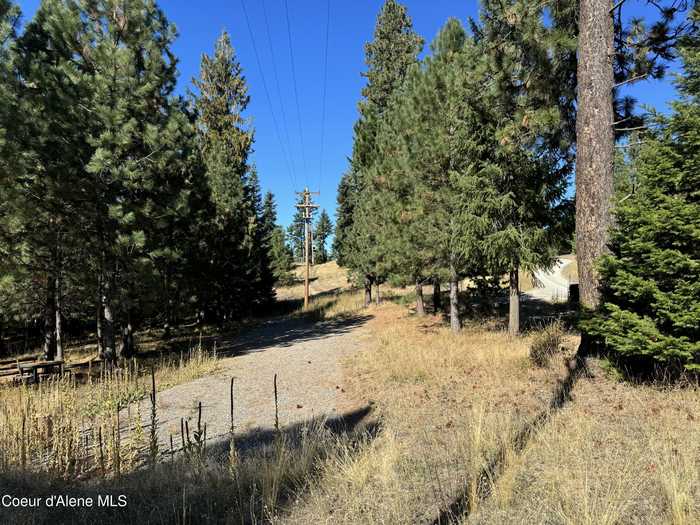 photo 2: 8569 Challenge Road, Hayden ID 83835