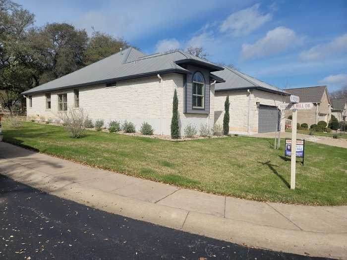 photo 2: Creekview Dr, Fredericksburg TX 78624