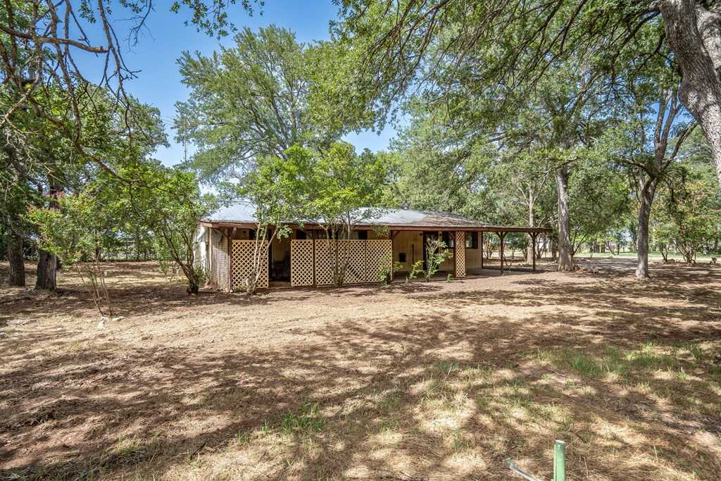 photo 3: Chaparral Dr, Fredericksburg TX 78624