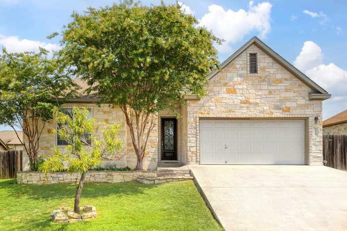 photo 1: Northern Red Oak, Fredericksburg TX 78624