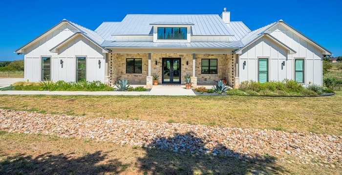 photo 2: Zufrieden Berg Way, Fredericksburg TX 78624