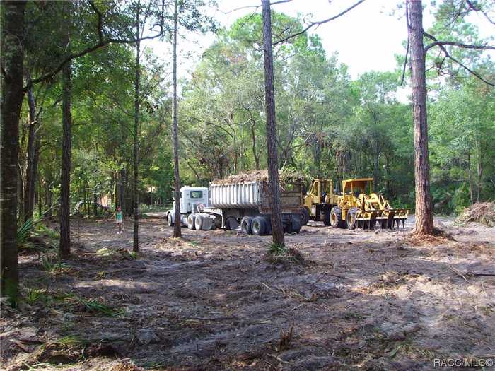 photo 9: Azalee Avenue, Inglis FL 34449