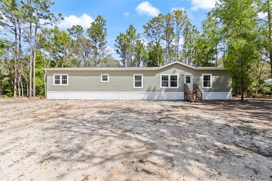 photo 1: 6529 W Appomattox Lane, Homosassa FL 34448