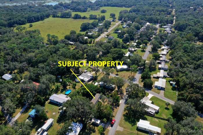 photo 2: 8281 S Lake Consuella Drive, Floral City FL 34436