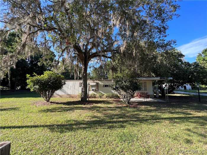 photo 2: 11485 N Ginny Lane Point, Inglis FL 34449