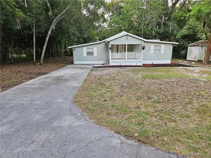 photo 1: 4934 S Woodduck Terrace, Floral City FL 34436