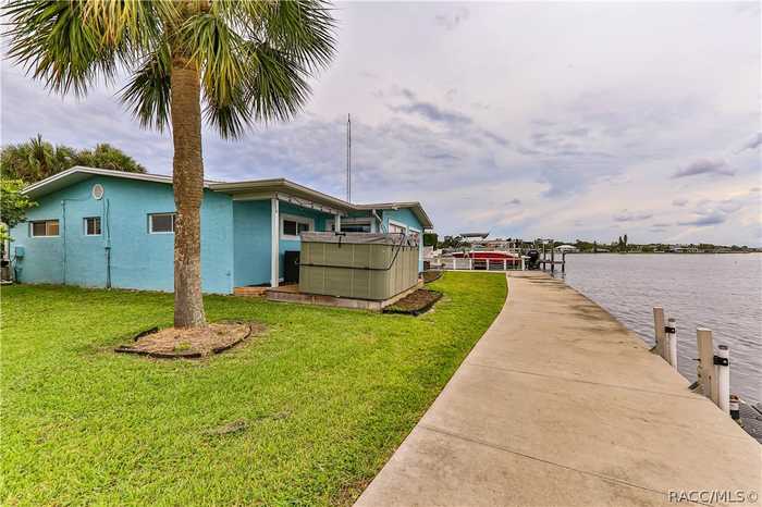 photo 2: 2251 N Pilot Point, Crystal River FL 34429