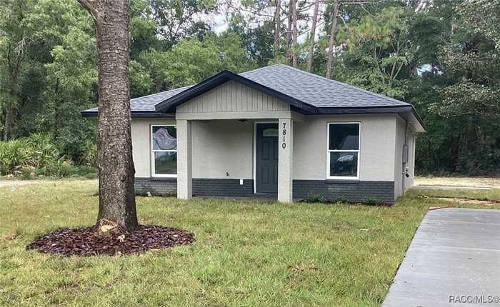 photo 1: 7810 W Fern Place, Homosassa FL 34448