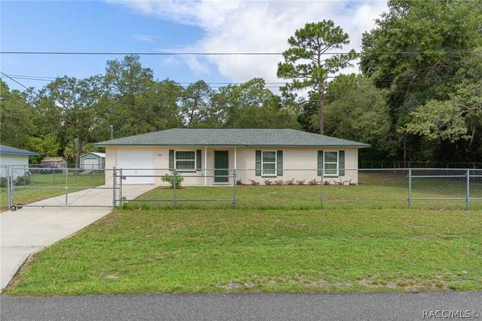 photo 1: 602 N Gulf Avenue, Crystal River FL 34429