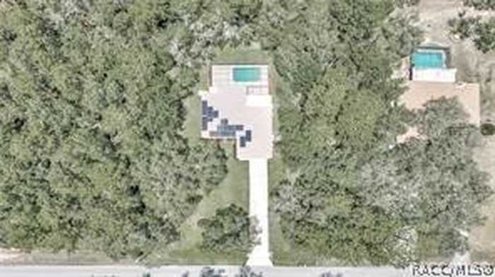 photo 2: 2252 S Bolton Avenue, Homosassa FL 34448