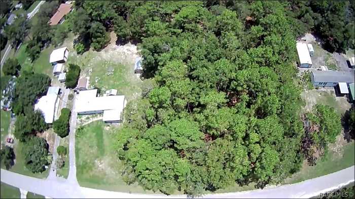 photo 1: 7030 W Pershing Drive, Homosassa FL 34448