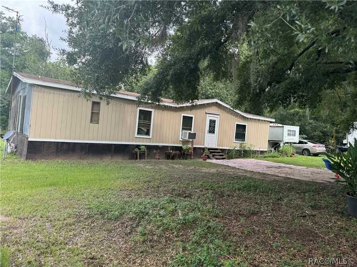 photo 1: 11640 S Turner Avenue, Floral City FL 34436