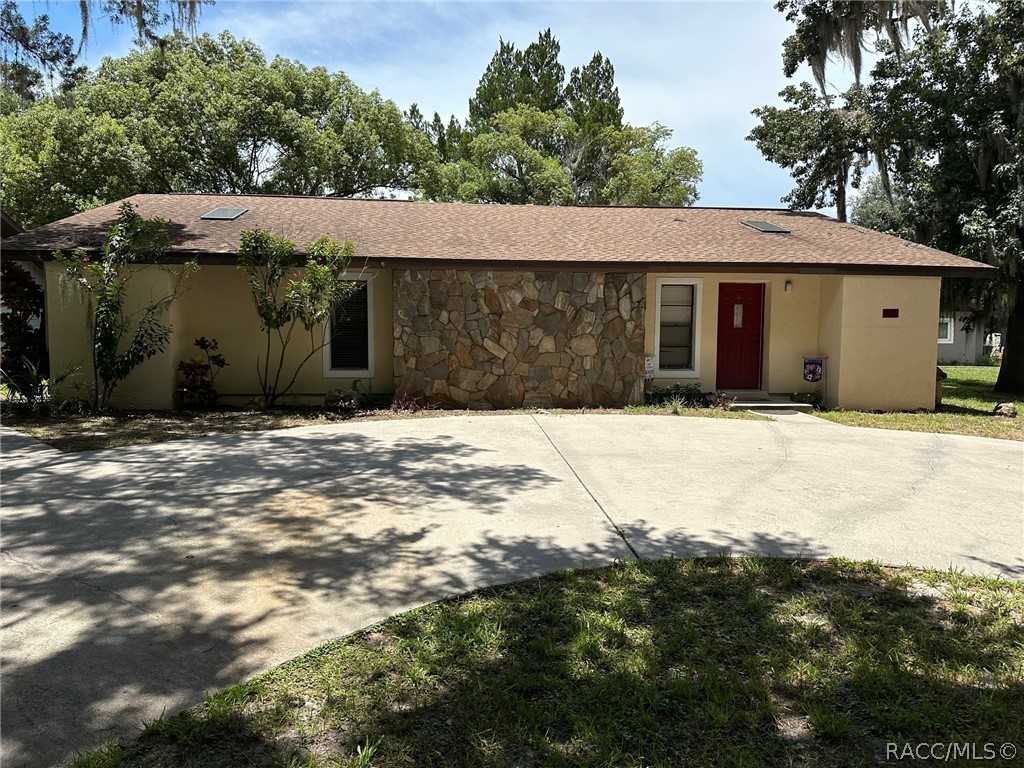 photo 3: 220 SE Valare Lane, Crystal River FL 34429