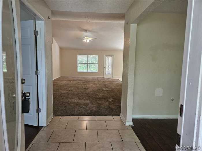 photo 2: 4 Black Willow Court N, Homosassa FL 34446