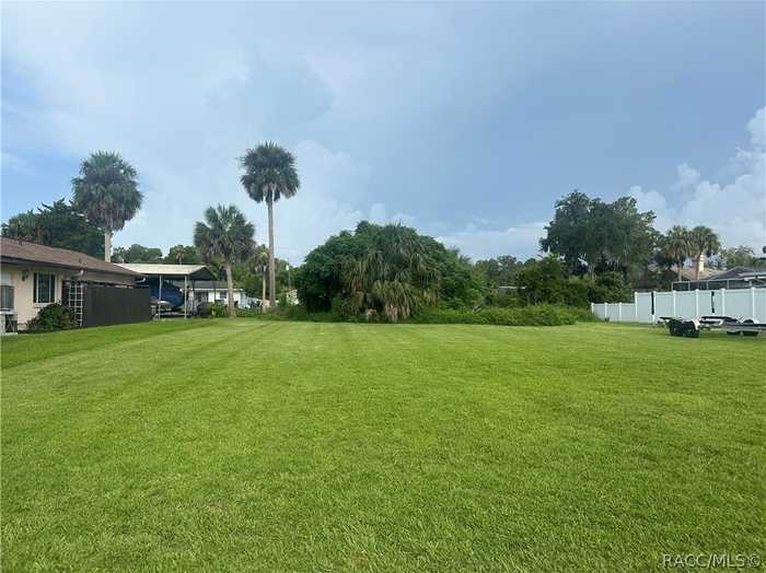 photo 2: 3946 N Timucua Point, Crystal River FL 34428