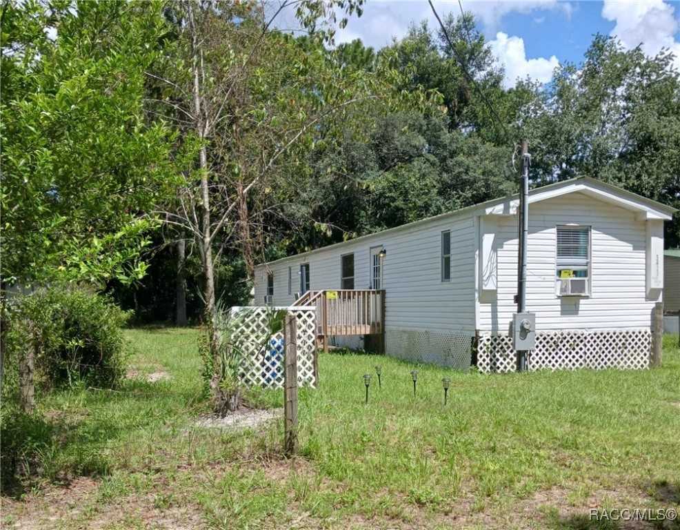 photo 1: 3411 S Kings Avenue, Homosassa FL 34448