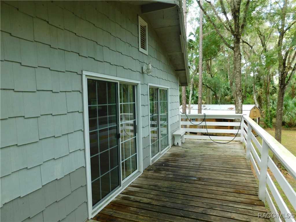 photo 3: 319 Shearer Street, Inglis FL 34449