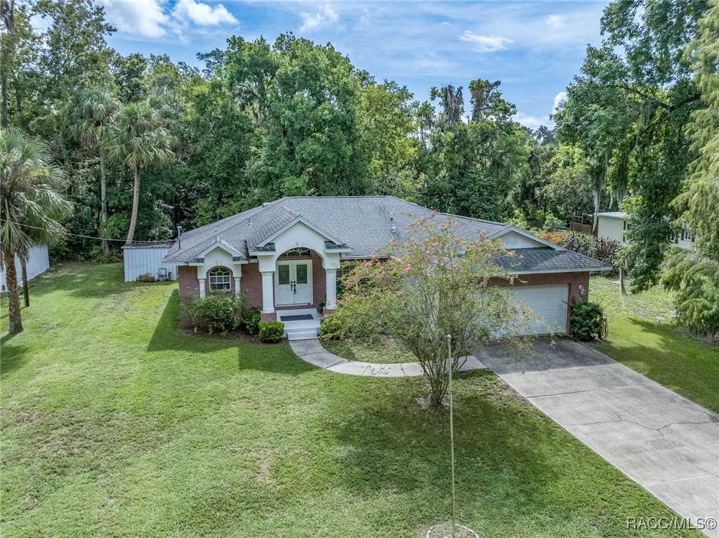 photo 3: 9 Cypress Lane, Inglis FL 34449