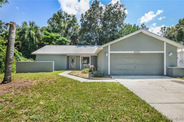 photo 1: 8422 W Bradshaw Street, Homosassa FL 34448