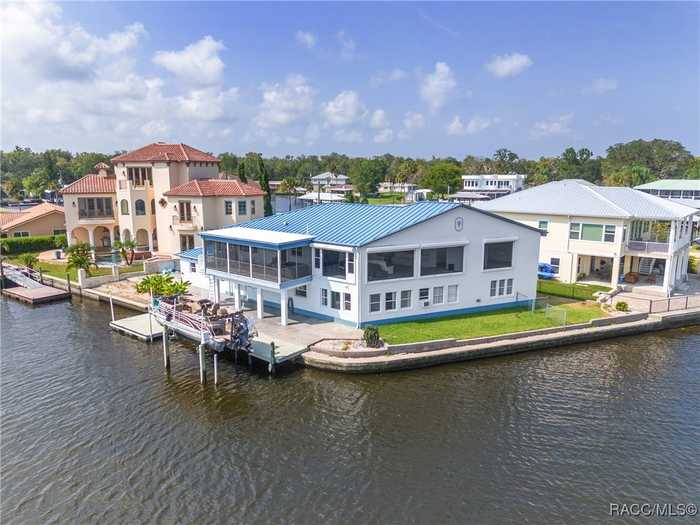 photo 1: 2243 N Kings Cove Point, Crystal River FL 34429