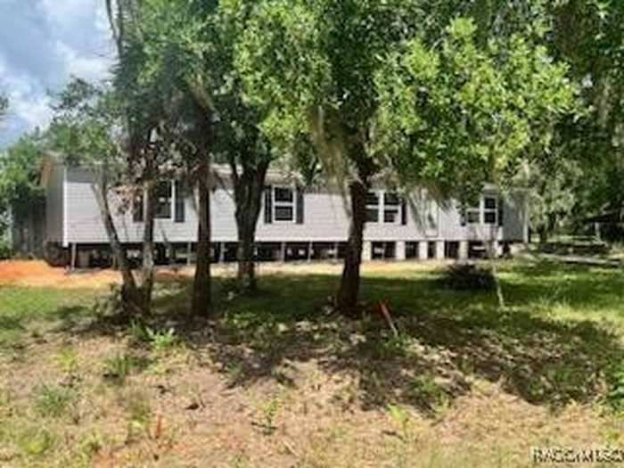 photo 2: 11211 SE 201 Street, Inglis FL 34449