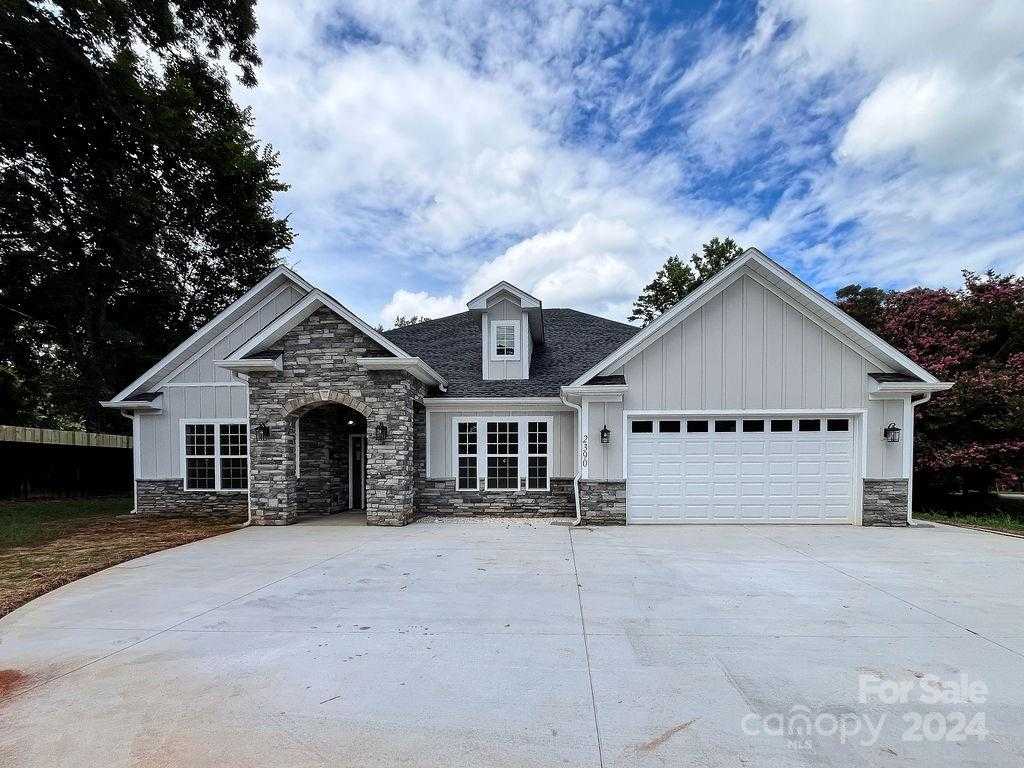 photo 1: 2390 Armstrong Park Drive, Gastonia NC 28054