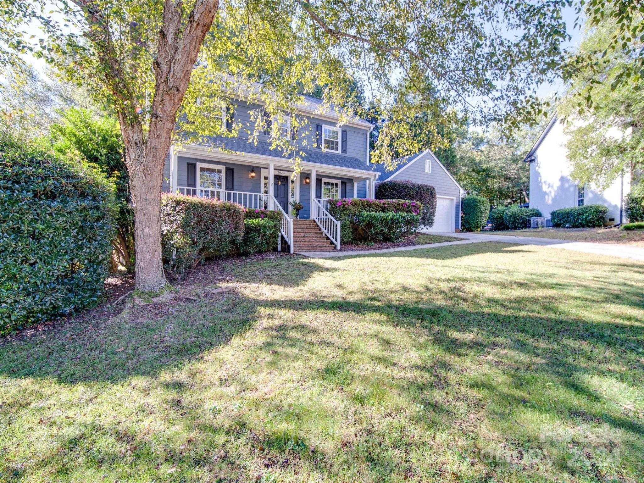 photo 2: 2020 Monaghan Court, Matthews NC 28105