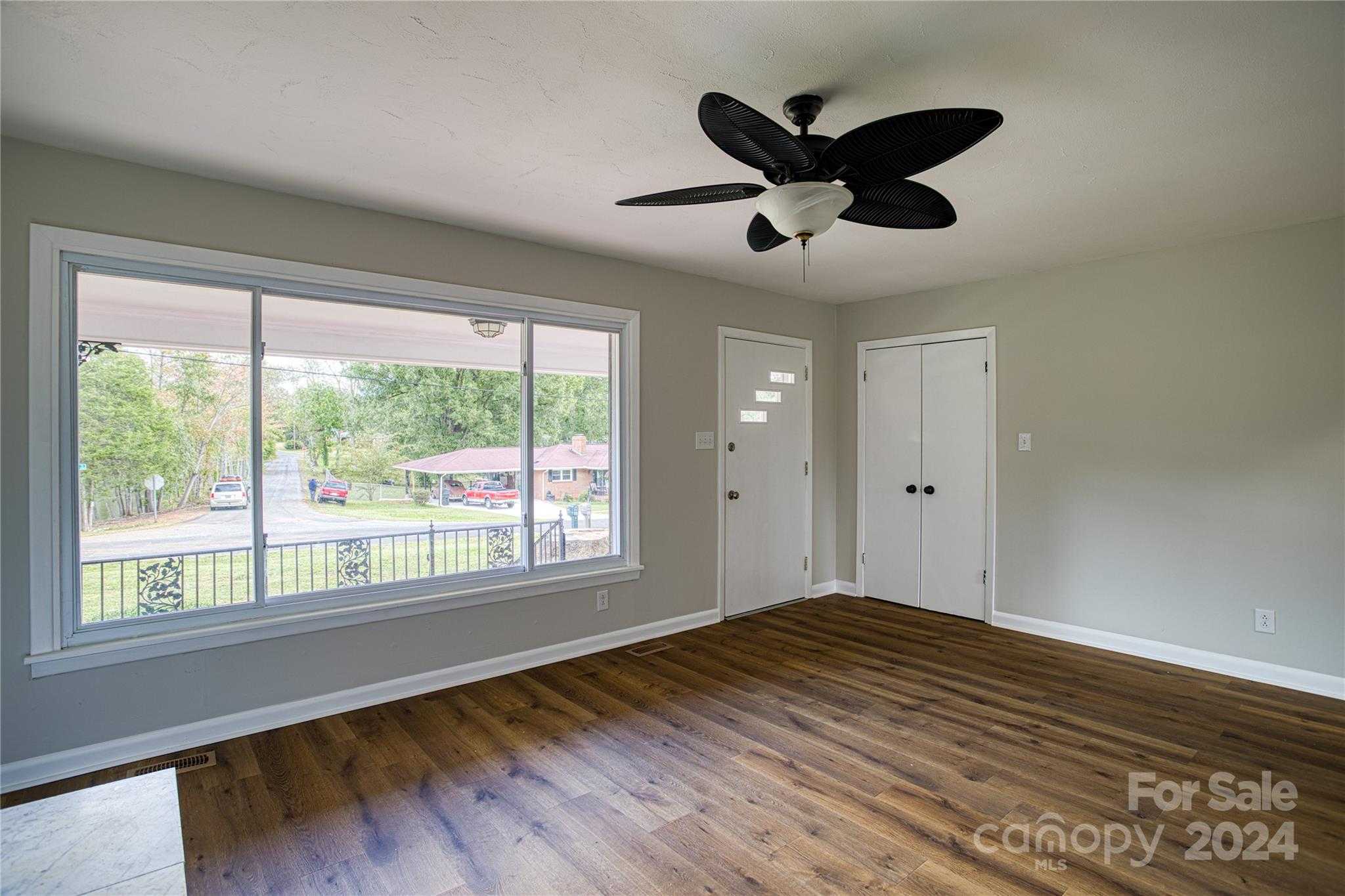 photo 3: 1400 Briarwood Terrace, Salisbury NC 28147