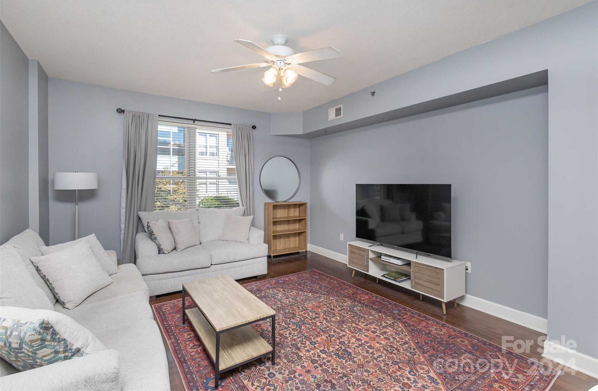 photo 1: 1315 East Boulevard Unit 408, Charlotte NC 28203