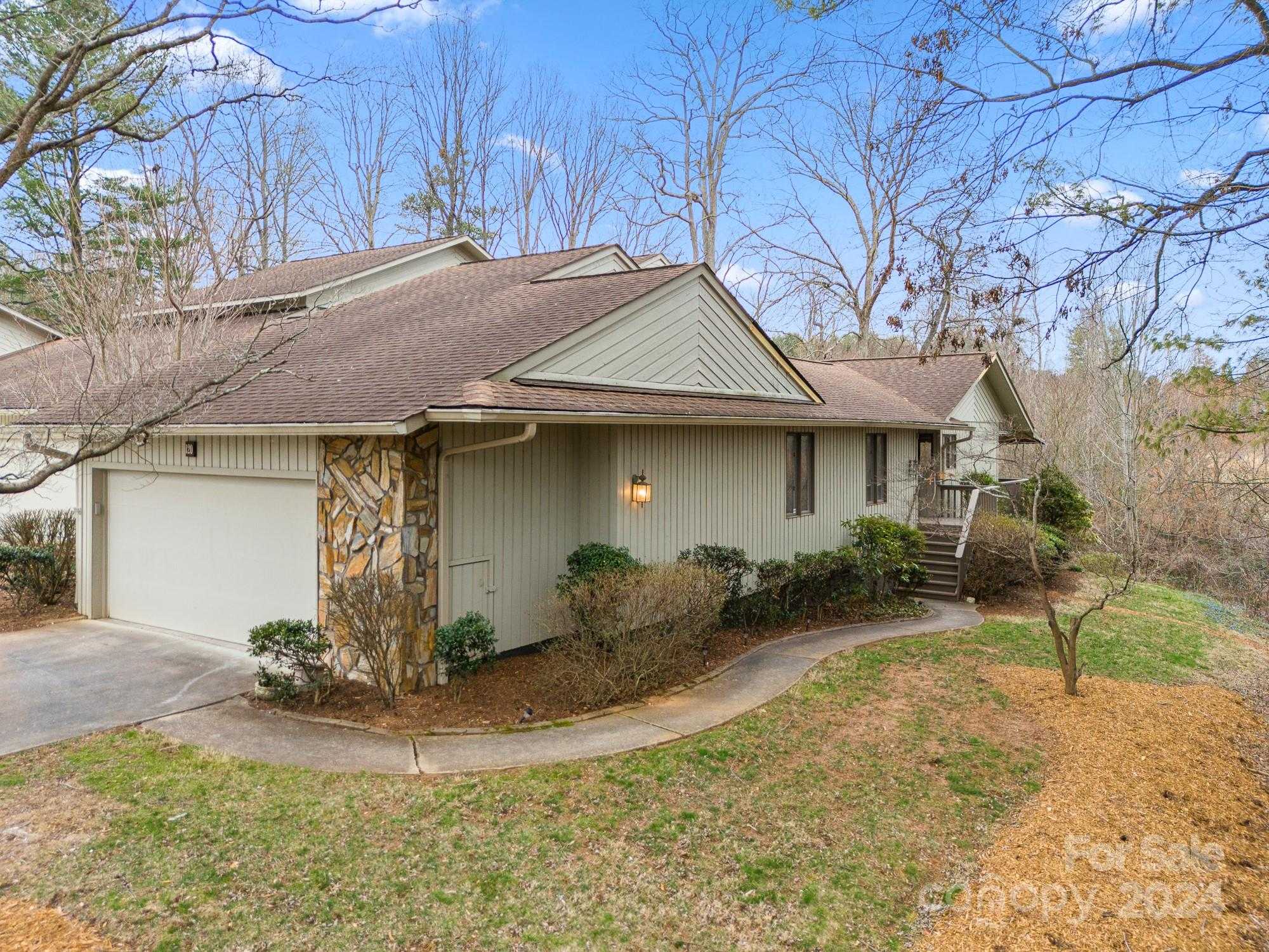 photo 2: 120 Clubwood Court, Asheville NC 28803