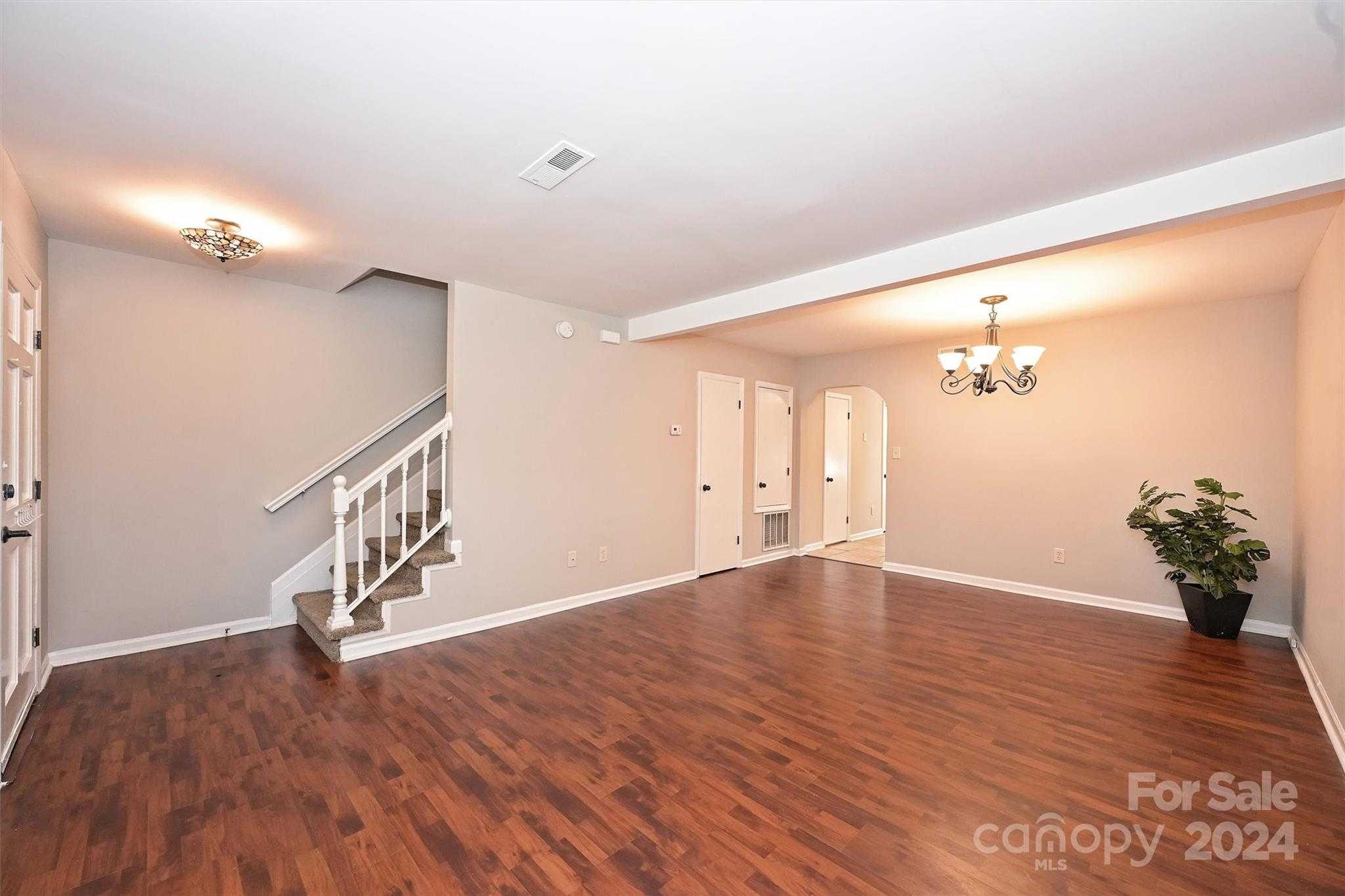 photo 3: 11029 Hunter Trail Lane, Charlotte NC 28226