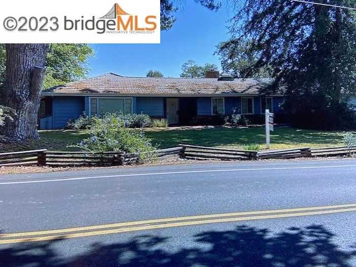 photo 1: 2804 California Ave, Carmichael CA 95608