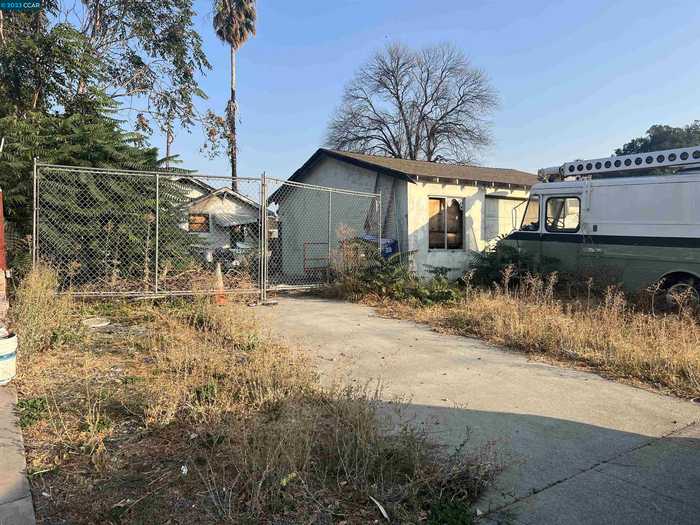 photo 3: 1860 Mayette Avenue, Concord CA 94520