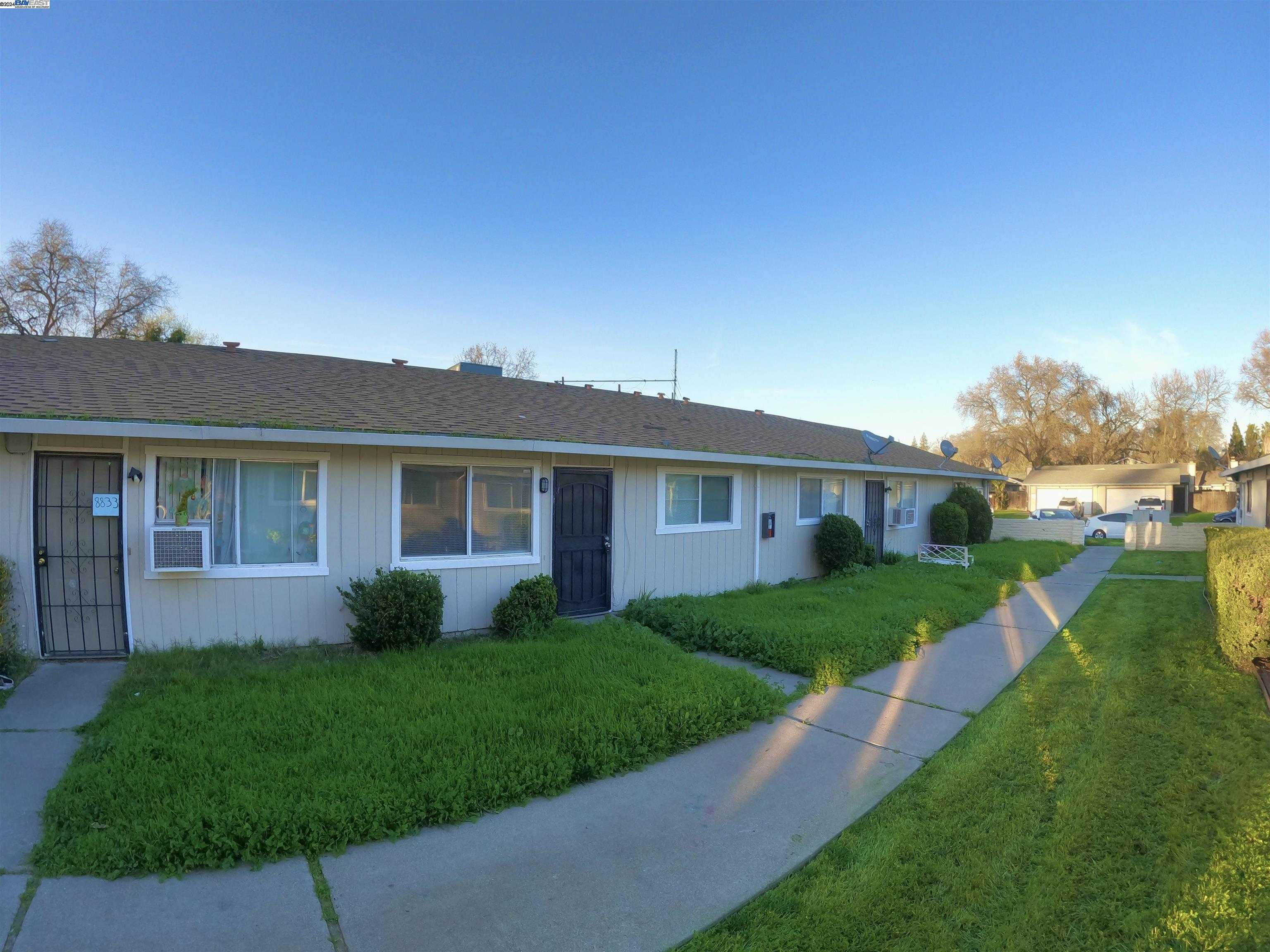 photo 1: 8829 Kelley Dr, Stockton CA 95209