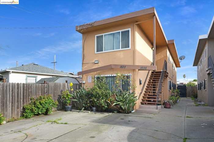 photo 1: 1636 99Th Ave, Oakland CA 94603