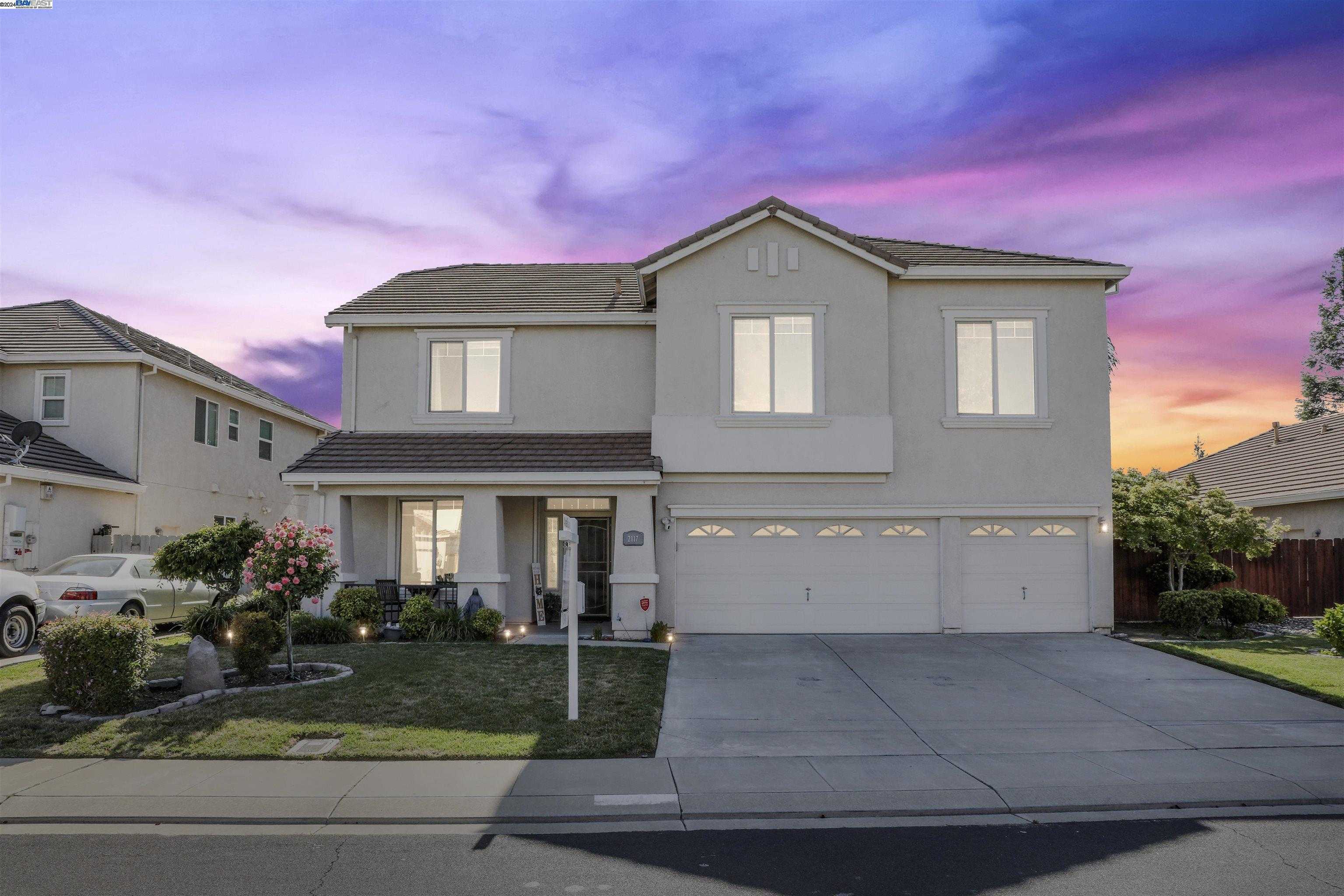 photo 1: 2117 Wisteria Way, Manteca CA 95337