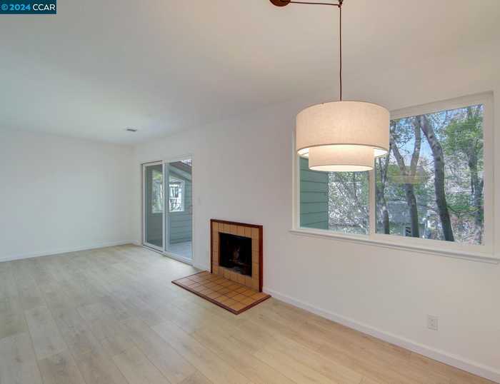 photo 18: 32 Emery Bay Drive, Emeryville CA 94608