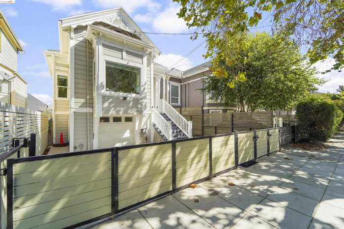 photo 2: 1662 14th Street, Oakland CA 94607