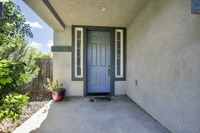 photo 2: 213 Whispering Oaks Ct, Brentwood CA 94513