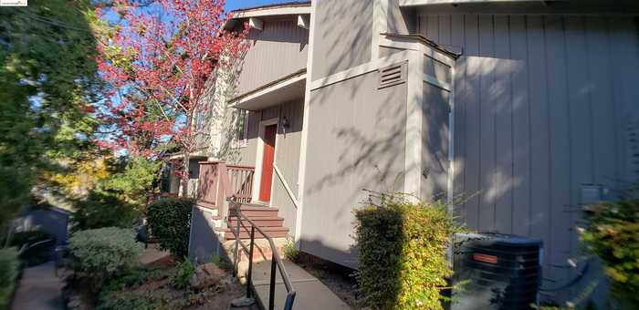 photo 1: 5450 Kirkwood Dr Unit J1, Concord CA 94521