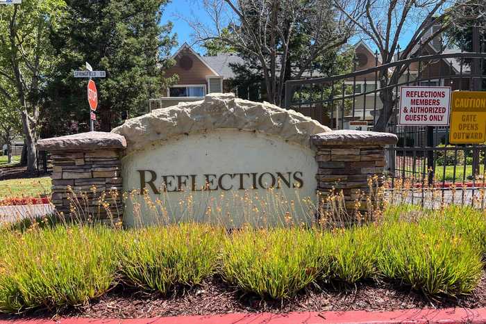 photo 1: 120 Reflections Dr Unit 26, San Ramon CA 94583